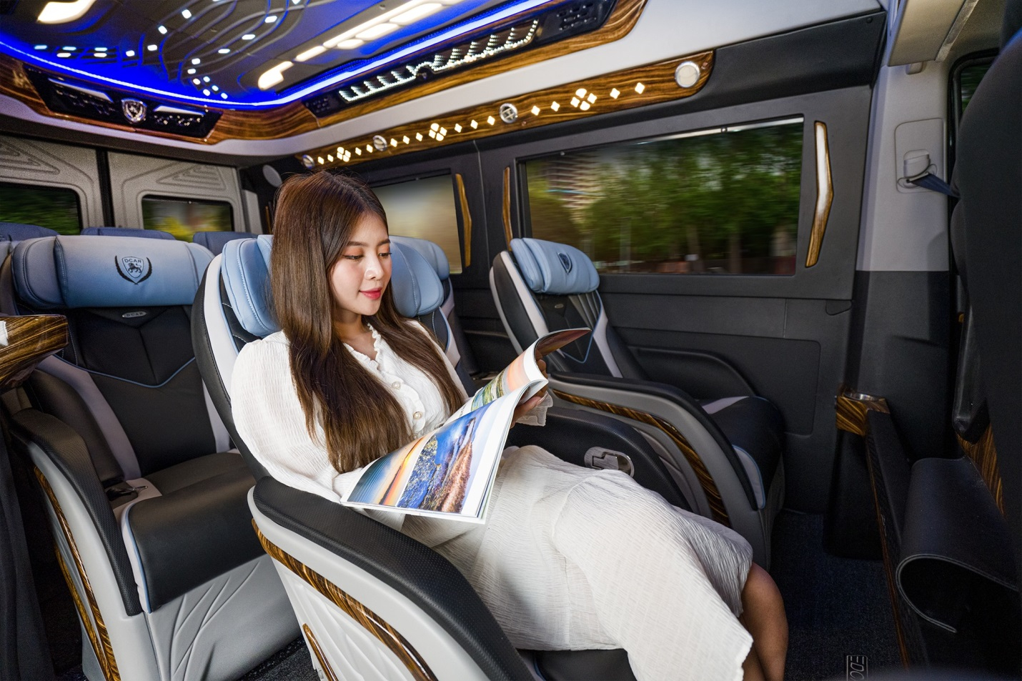 Xe Limousine Mũi Né đi Sài Gòn